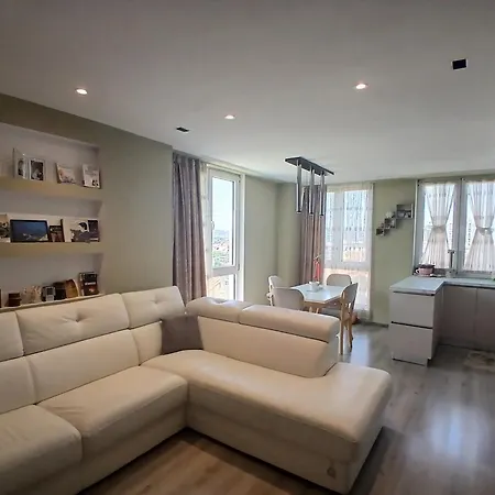 H&d Apartament *